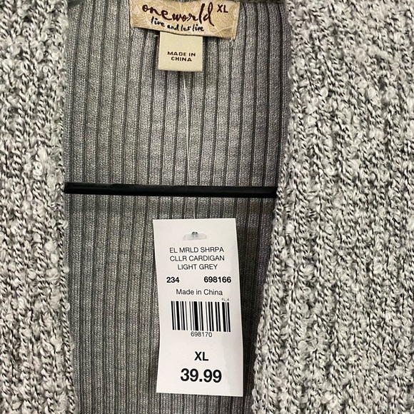 Sweater - Picture 3 of 3